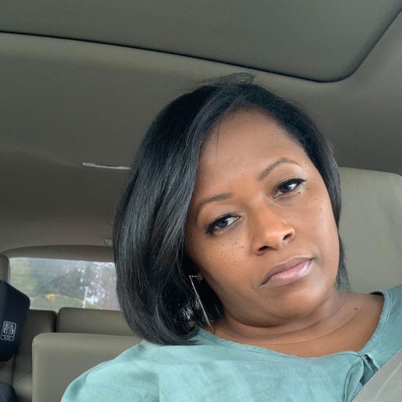 Meet your Posher, Devonya - Picture 1 of 1